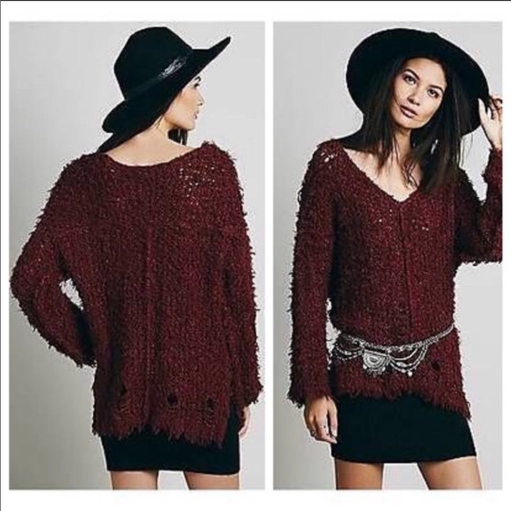 FREE PEOPLE Vneck Loose Knit Sweater in Cinnamon